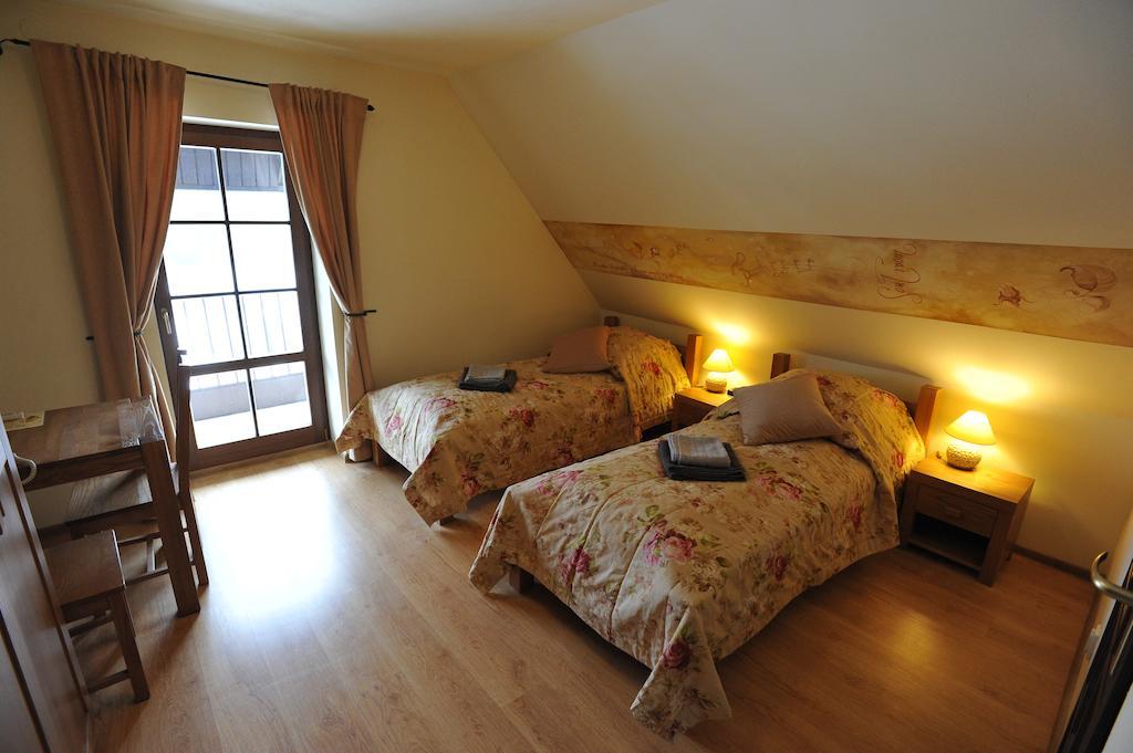 Quo Vadis Lounge Bed&Breakfast Kazimierz Dolny Zimmer foto